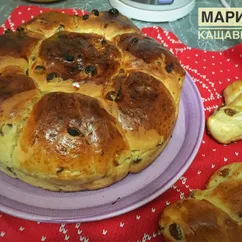Булочки с изюмом