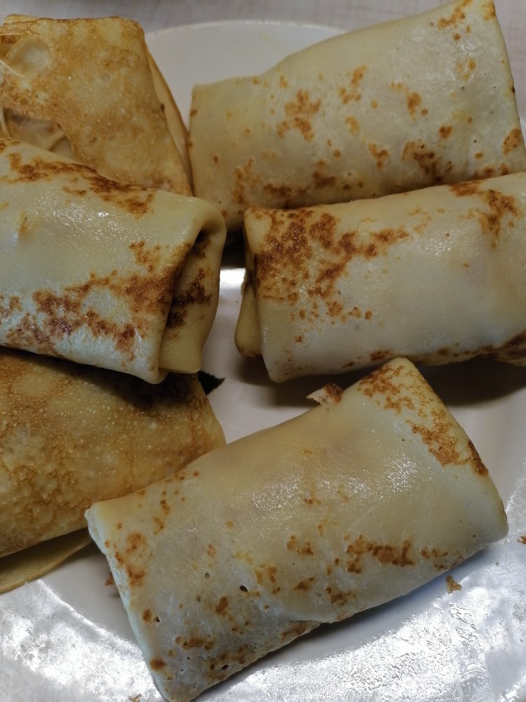 Блинчики фаршированные творогом с курагой