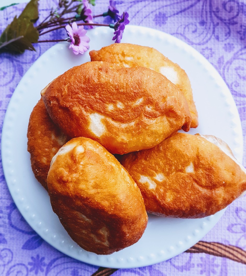 Жареные пирожки с картошкой