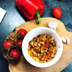 Фасоль тушеная с томатами и перцами🍅🌶🔥