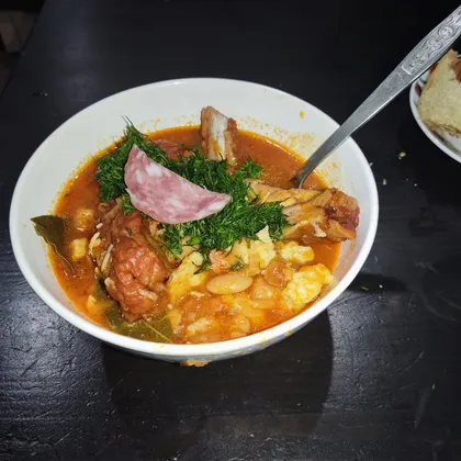 Боб Левеш - венгерский суп, вариация