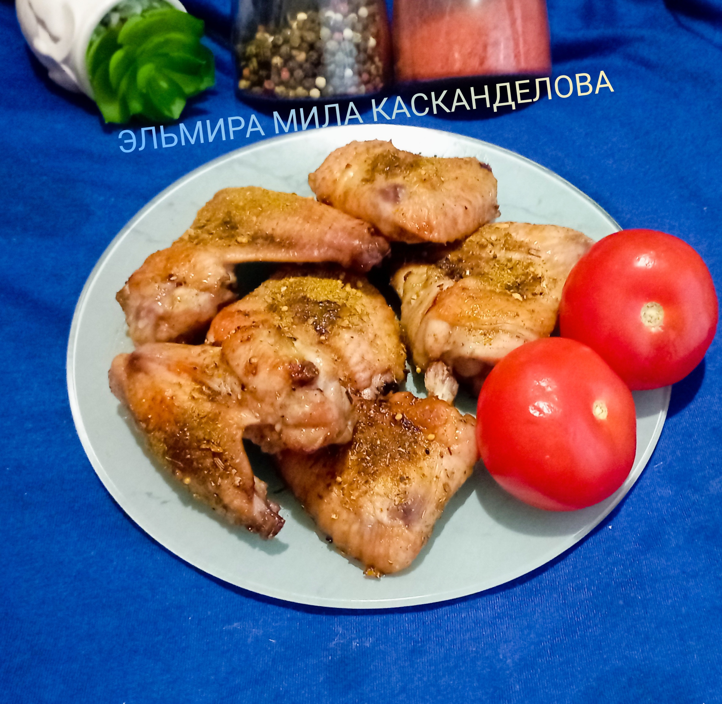 Куриные крылышки в медово-соевом соусе в духовке
