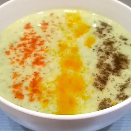 Суп-пюре из цветной капусты и кабачков