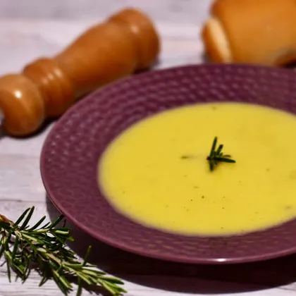 Итальянский тыквенный крем-суп с розмарином