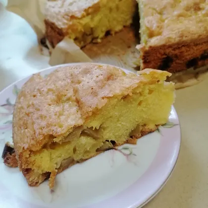 Шарлотка с яблоками