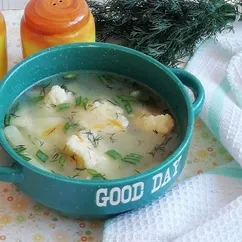 Бульон с клёцками из сыра