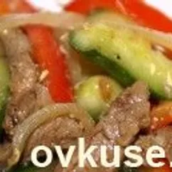 Корейский огуречно-мясной салат