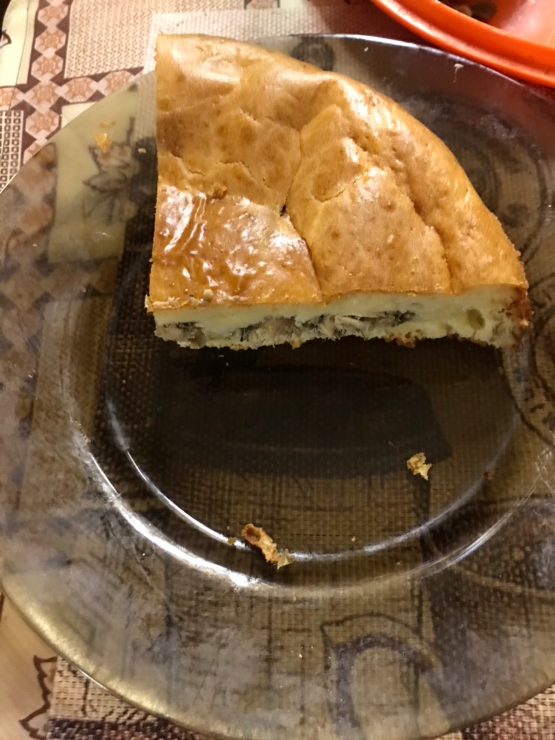 Пирог с кетой и картофелем