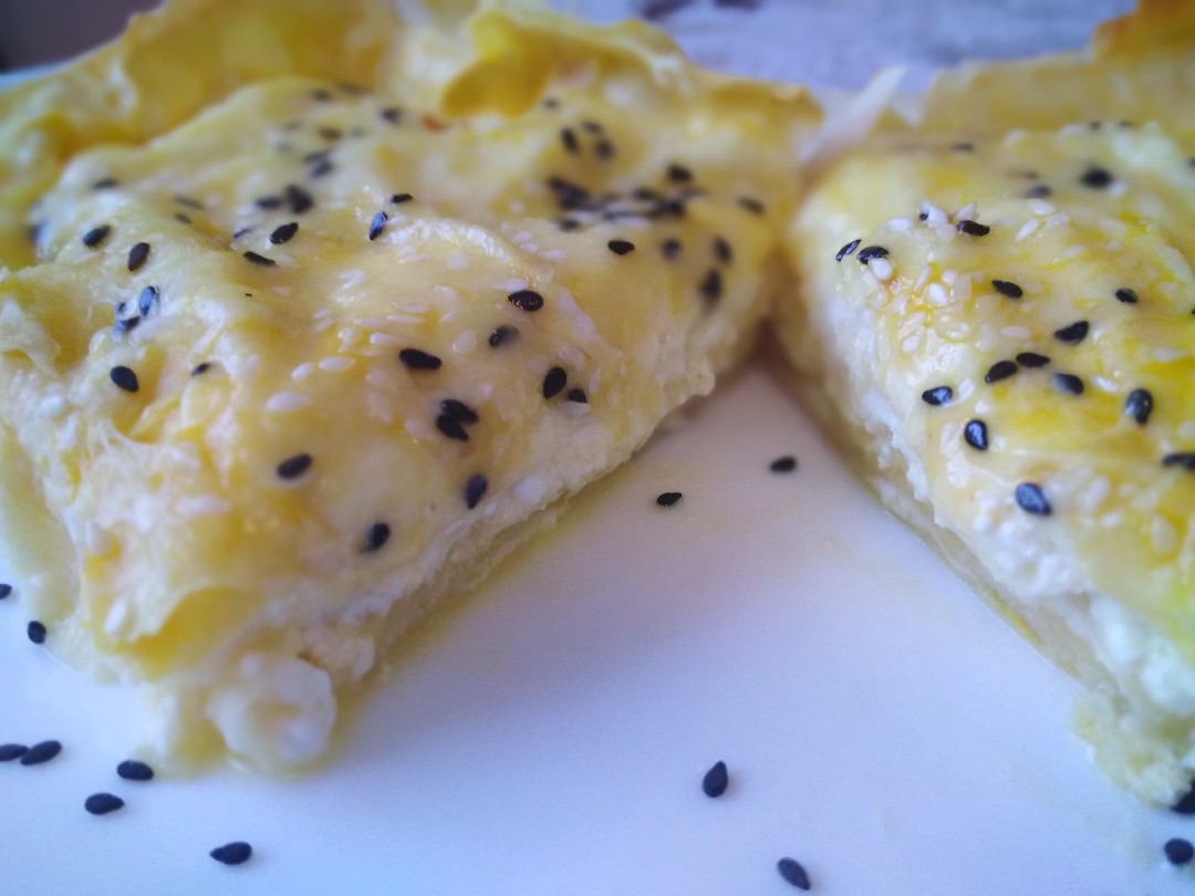 Ачма с творогом и сыром