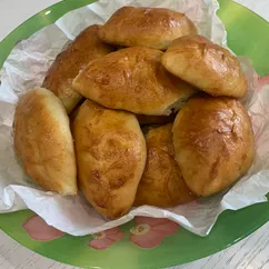 Пирожки печёные с яблоками 