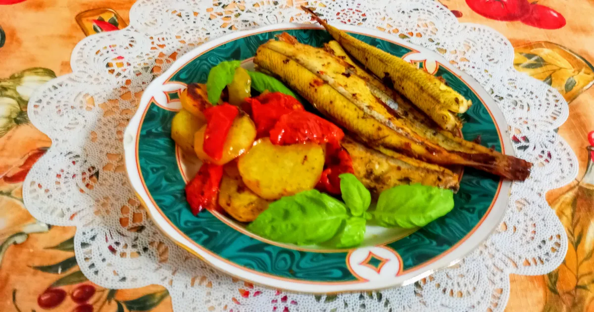 Корюшка с овощами запеченная в духовке рецепт с фото пошаговый от ...