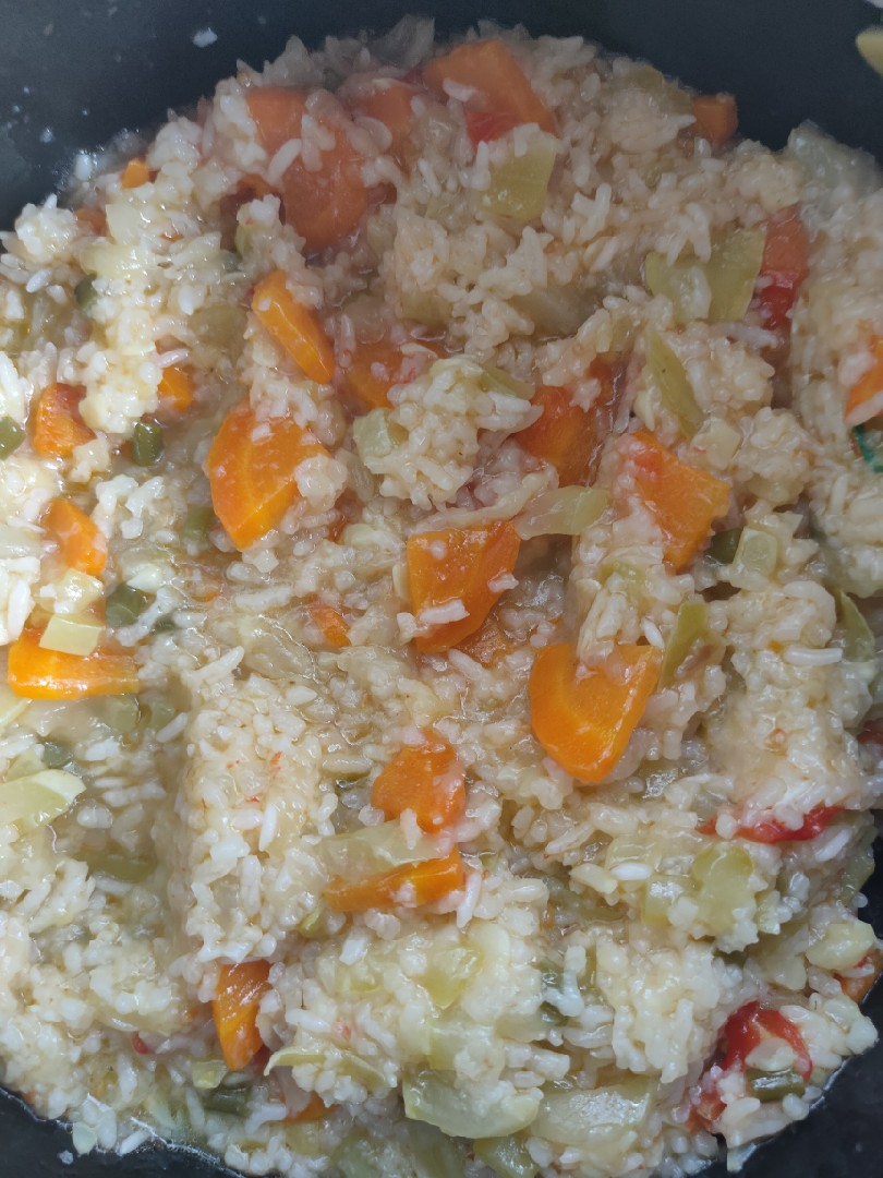 Гарнир из риса с овощами в МВ