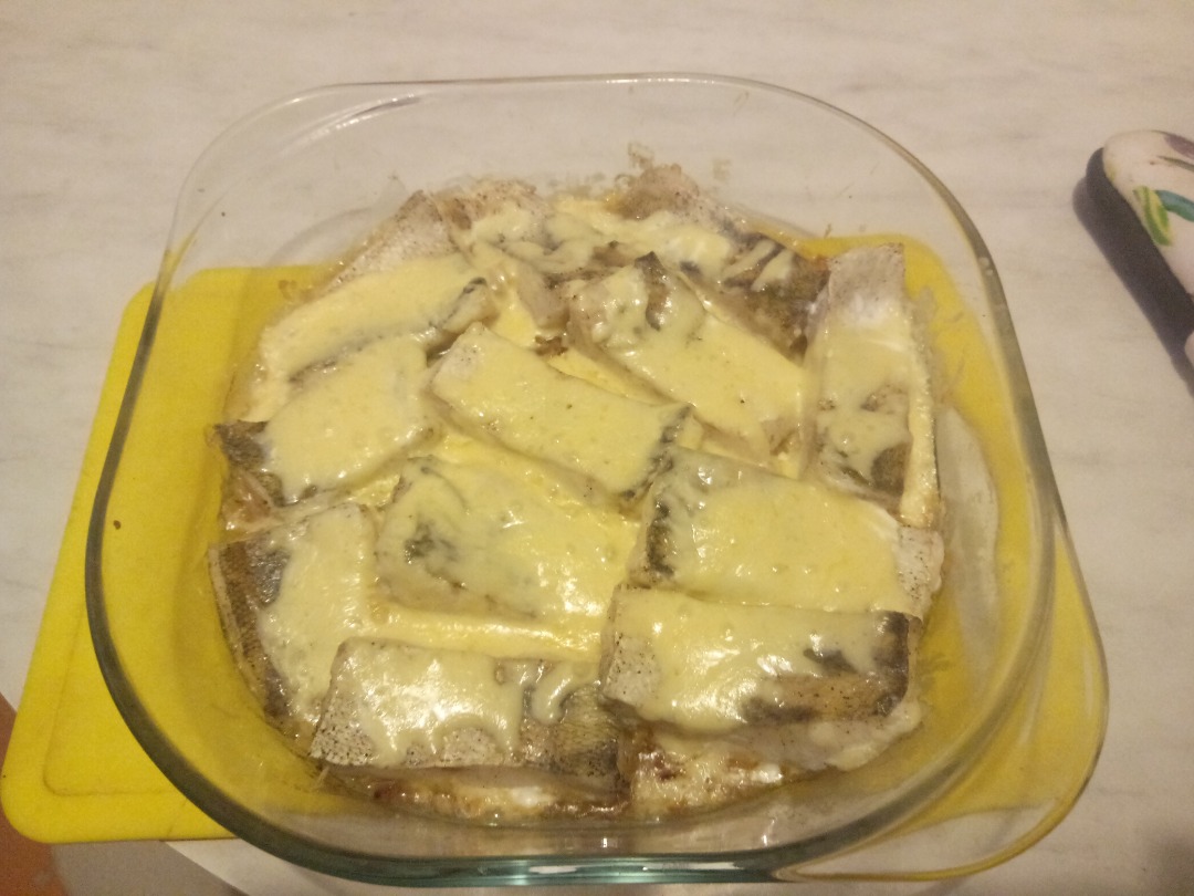 Филе рыбное на луковой подушке