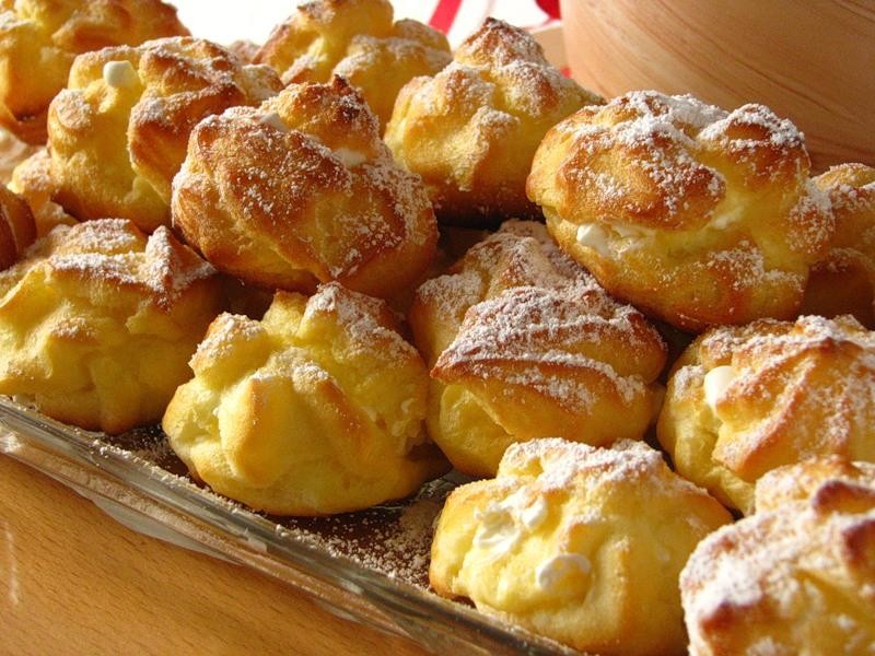 Профитроли с кофейным кремом