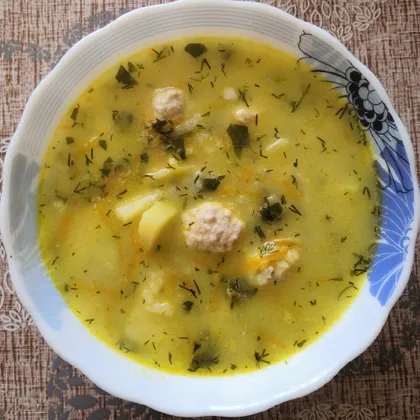 Суп с фрикадельками и плавленым сырком