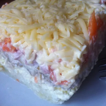 Вкусный слоеный салатик