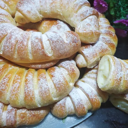 Сдобные рогалики с заварным кремом🥐