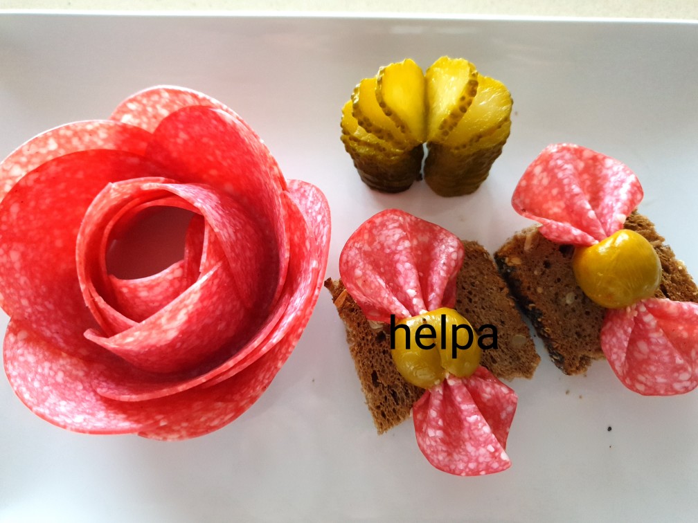 Закуски из салями к празднику
