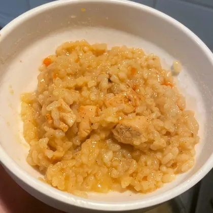 Рис с курицей в сковороде