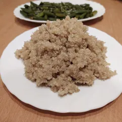 Каша из киноа на воде