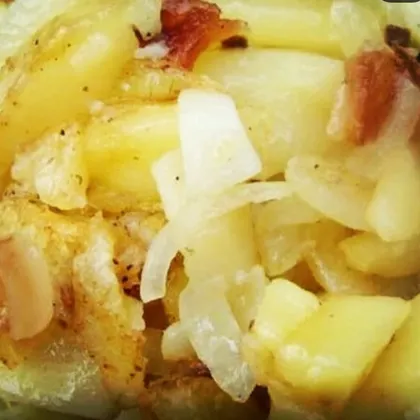 Картофель жареный с луком на домашнем сале (с шкварками)🥔