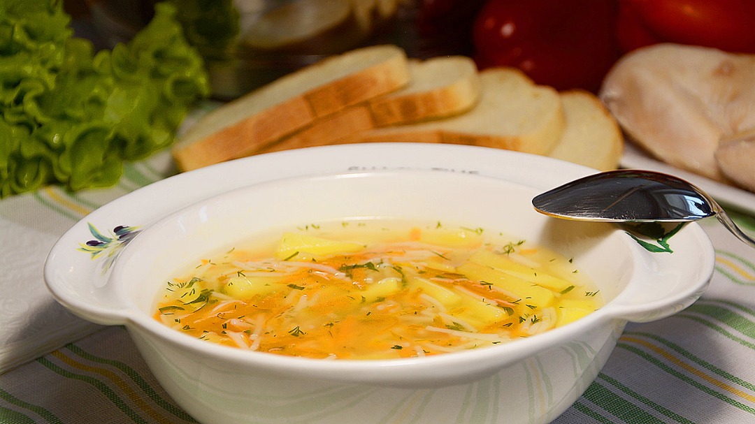 Готовим любимый суп: 20 рецептов от «Едим Дома»
