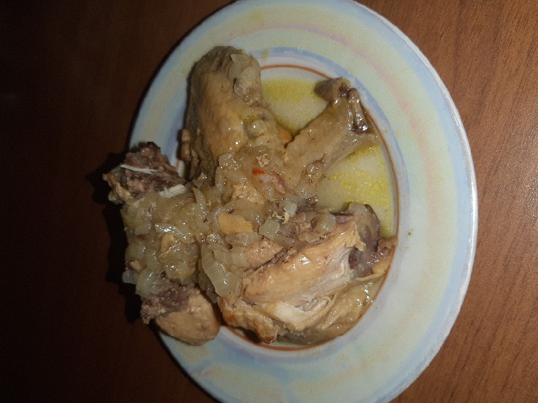Курочка с луковой подливкой