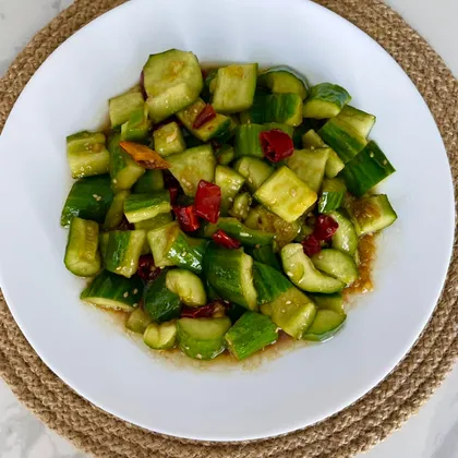 Салат из огурчиков 🥒