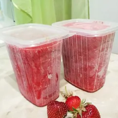 Замороженная перетертая клубника с сахаром 🍓🍓🍓