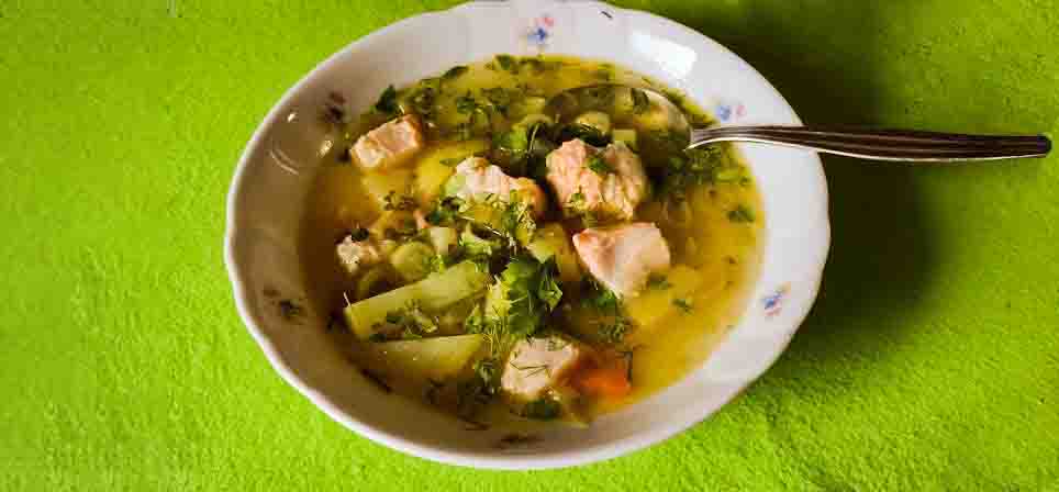 Суп с форелью и овощами. Обед № 30