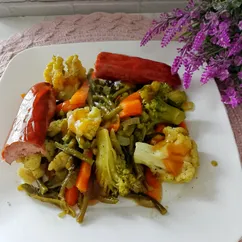 Гарнир из замороженных овощей под кисло-сладким соусом