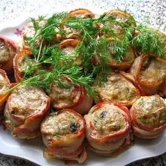 Мясные рулетики с грибами