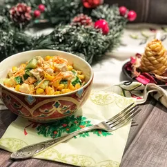 Салат с корейской морковью, курицей и кукурузой