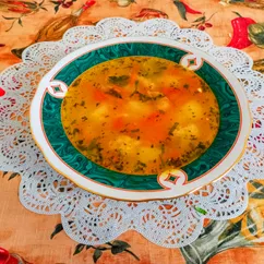Рыбный суп с рисом и овощами
