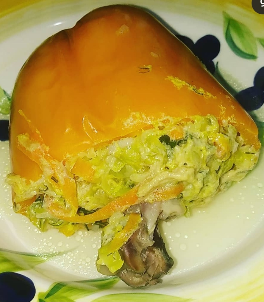 Перец фаршированный курицей