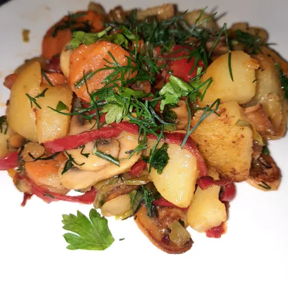 'Жареная картошка с овощами'