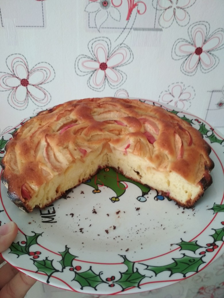 Пирог с яблоками на кефире: рецепт на сайте академии выпечки Dr. Bakers