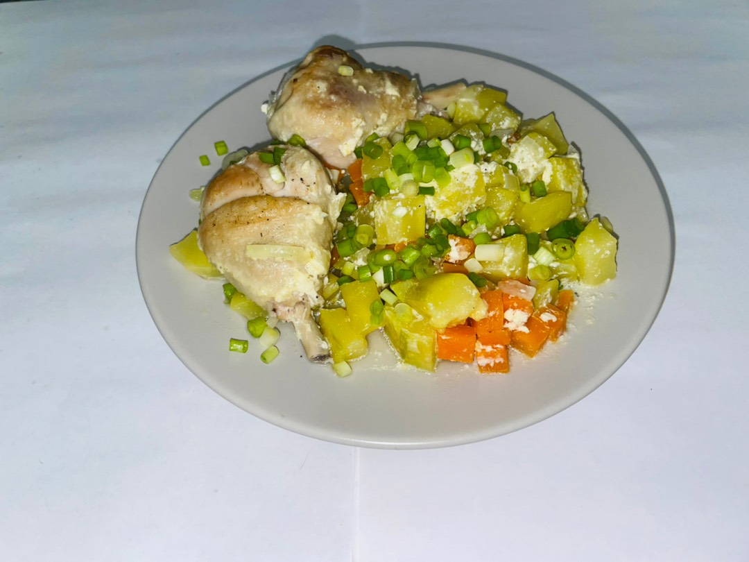 Кабачки с куриными ножками
