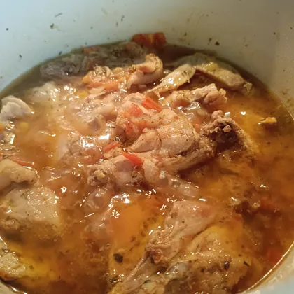 Тушёная курица с овощами 