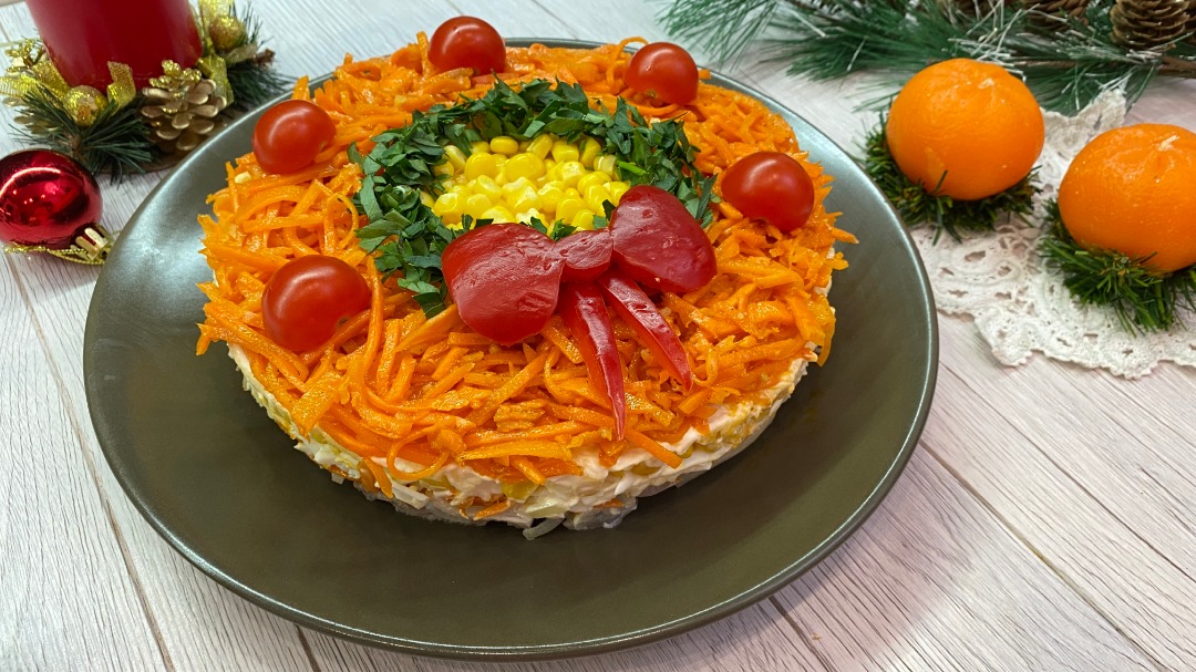 Салат «Рождественский венок» с индейкой