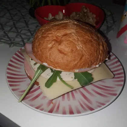 Бутерброд с рукколой!