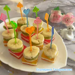 Канапе фруктово-мармеладный