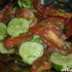 Закусочные помидоры с огуцами