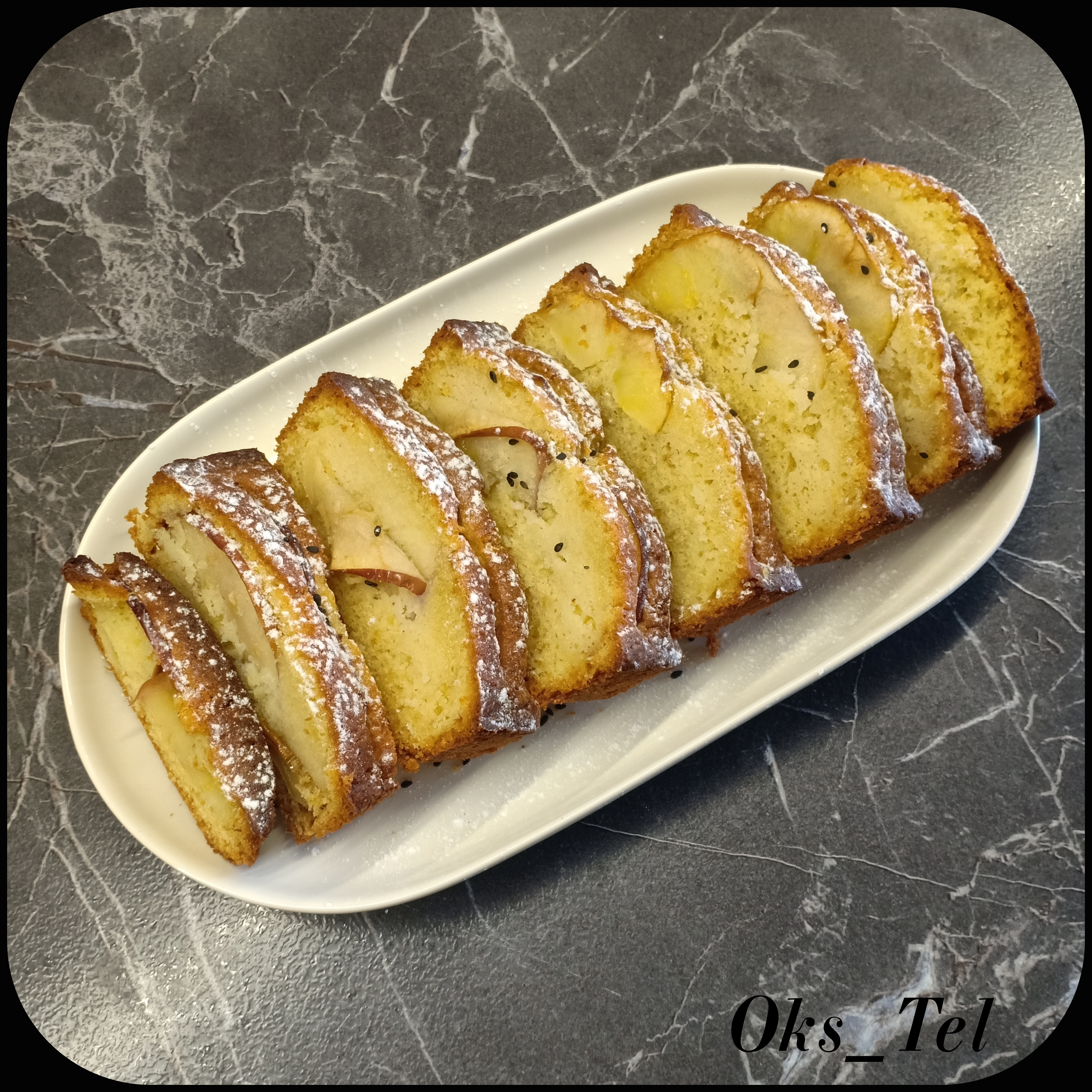 Кекс с яблоками