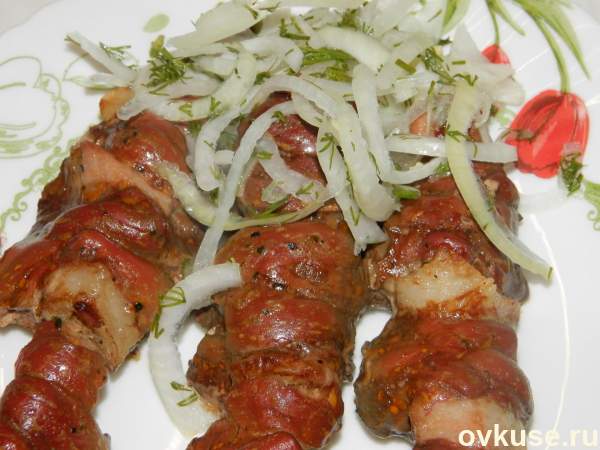 Шашлычки из куриной печени с салом