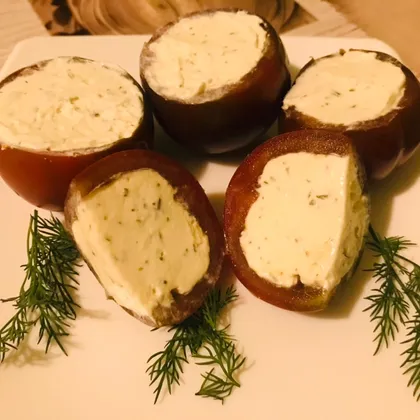 Помидоры, фаршированные творожным сыром