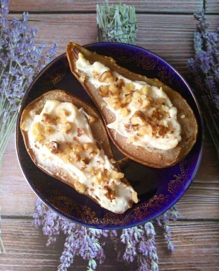 Груши, запеченные с творожным сыром