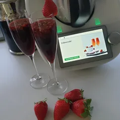 Клубничное шампанское.🍓🥂