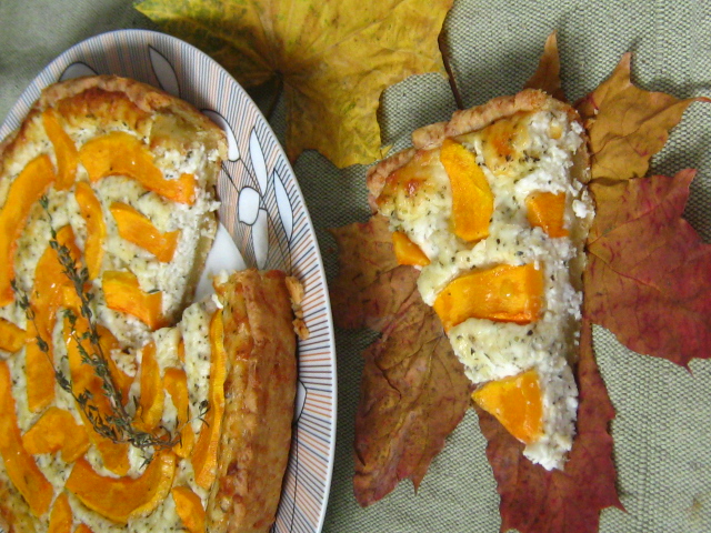 Тыквенный тарт с адыгейским сыром и ароматными травами