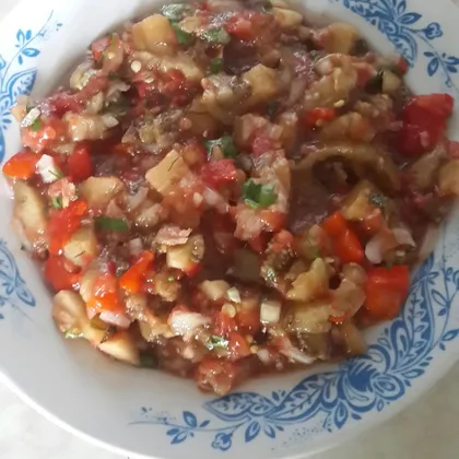 Салат из печенных и сырых овощей на перекус и зиму